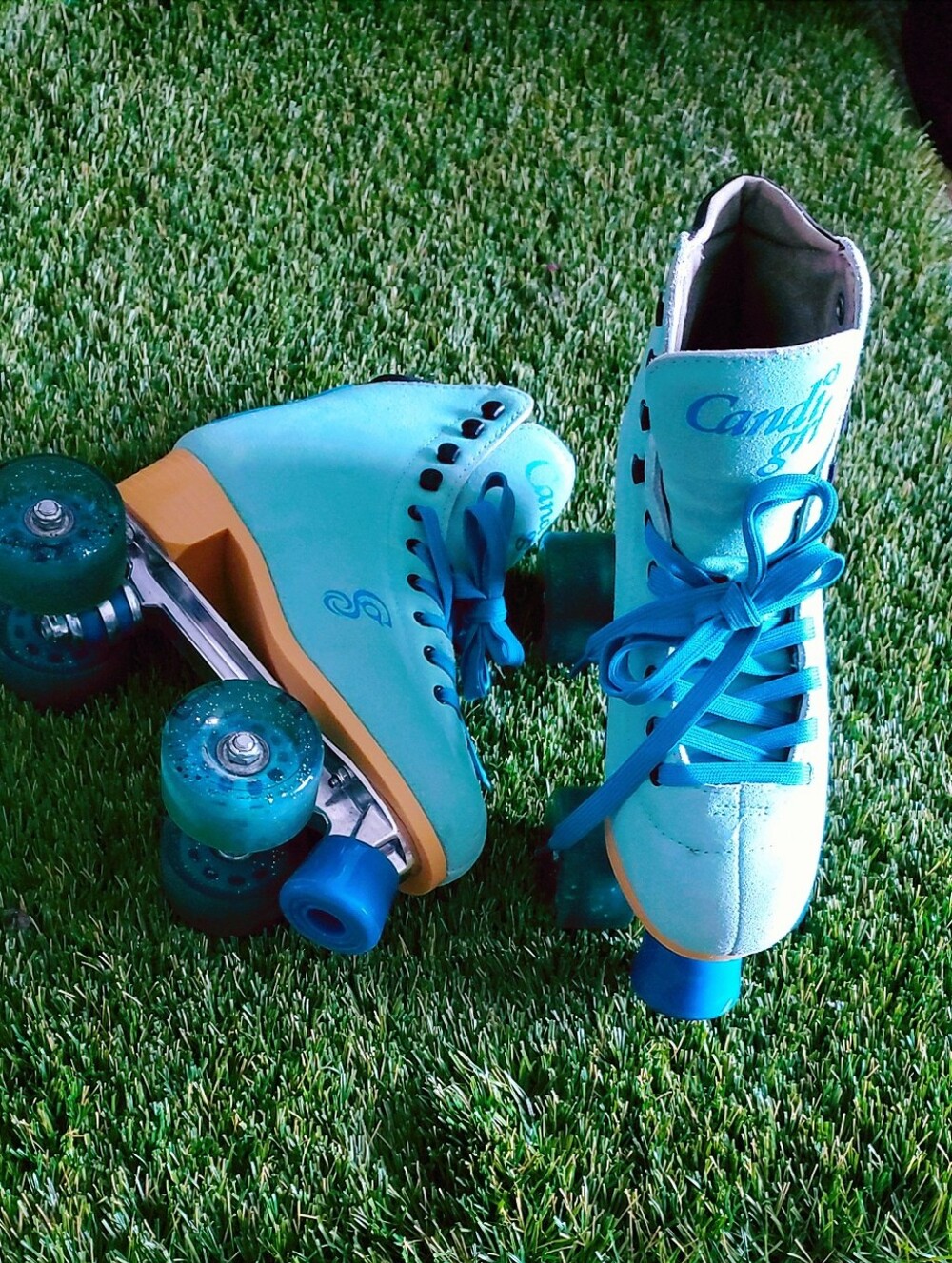 Women's Athletic Roller Skates in Aqua Blue